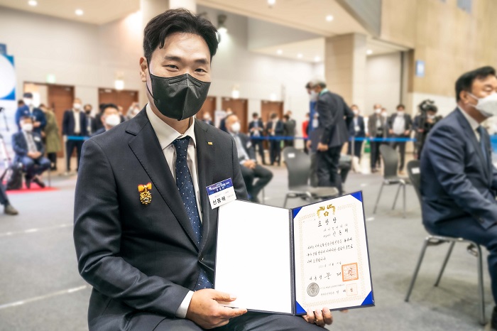 cedc10cfd4519f747107ed6f6e0b3410_1759278167_3866.jpeg cedc10cfd4519f747107ed6f6e0b3410_1759278167_3866.jpeg